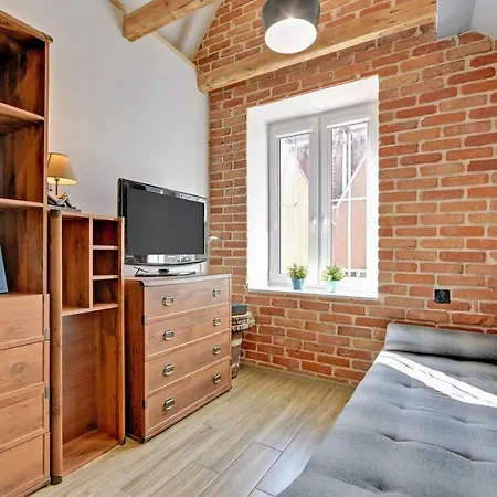 Апартаменты Hello Loft Swietego Ducha For Up To 10 Guests Гданьск